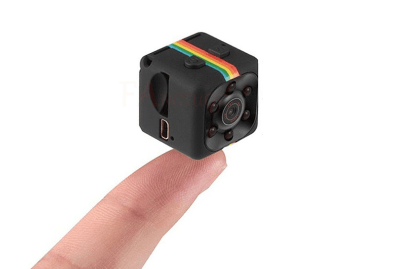 Imagem mostrando o produto Mini Camera HD - Spy Cam do Coisa de Outro Mundo 